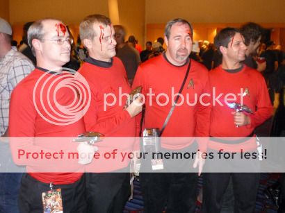 Star_Trek_Red_Shirts_Costumes.jpg